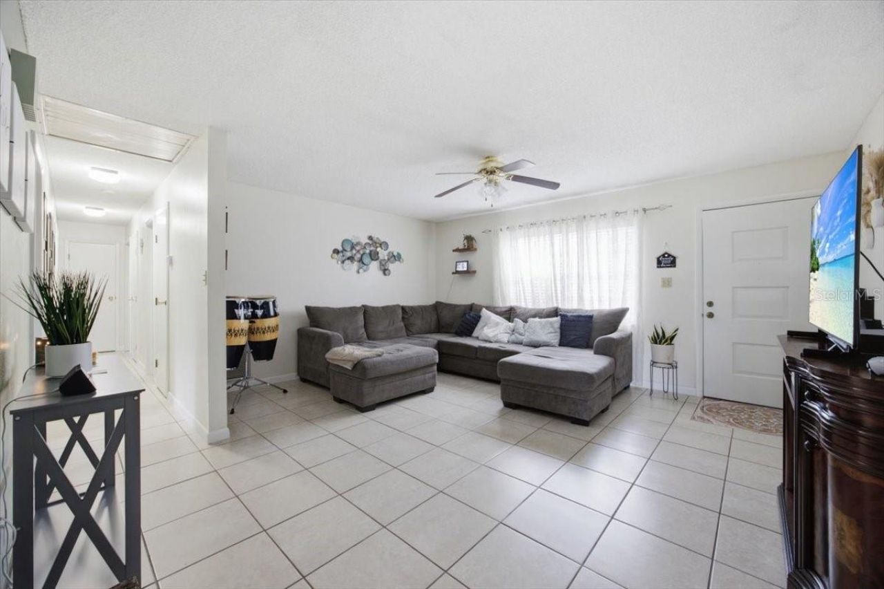 2266 Lake Lizzie Court , Saint Cloud, FL 34771 Photo