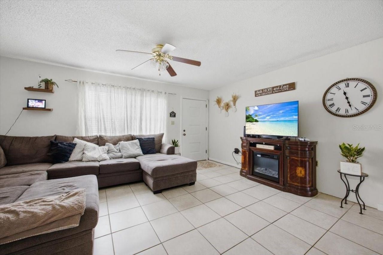 2266 Lake Lizzie Court , Saint Cloud, FL 34771 Photo
