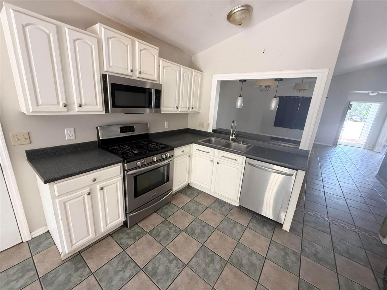 2232 NE 13th Avenue , Gainesville, FL 32641 Photo