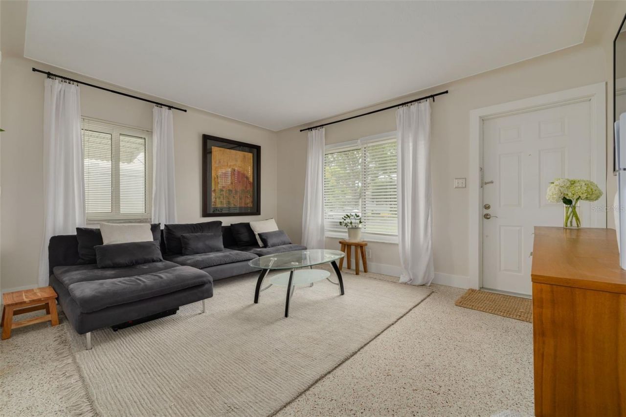 531 75th Avenue N, Saint Petersburg, FL 33702 Photo