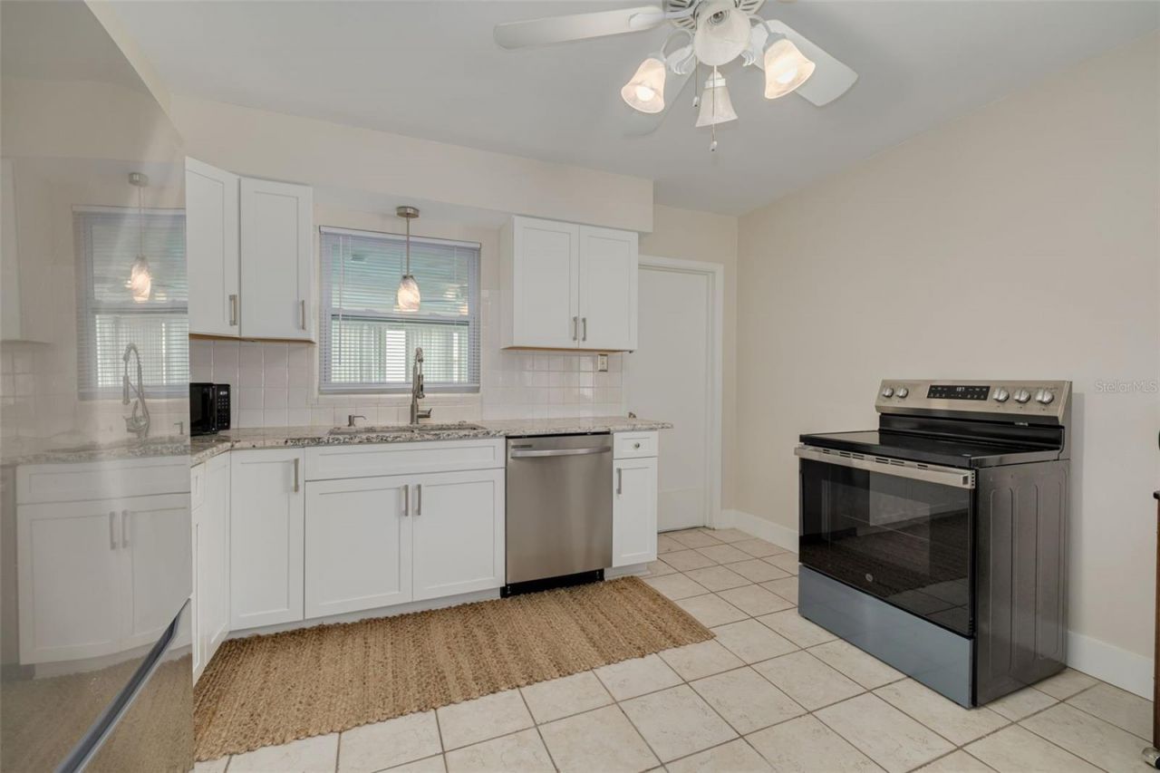 531 75th Avenue N, Saint Petersburg, FL 33702 Photo