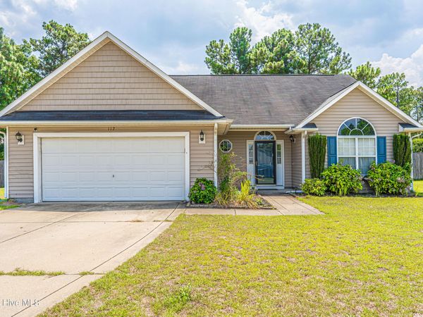 112 Holly Oak Circle, Bunnlevel, NC 28323