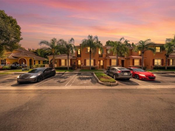 1037 NE 42nd Pl , Homestead, FL 33033