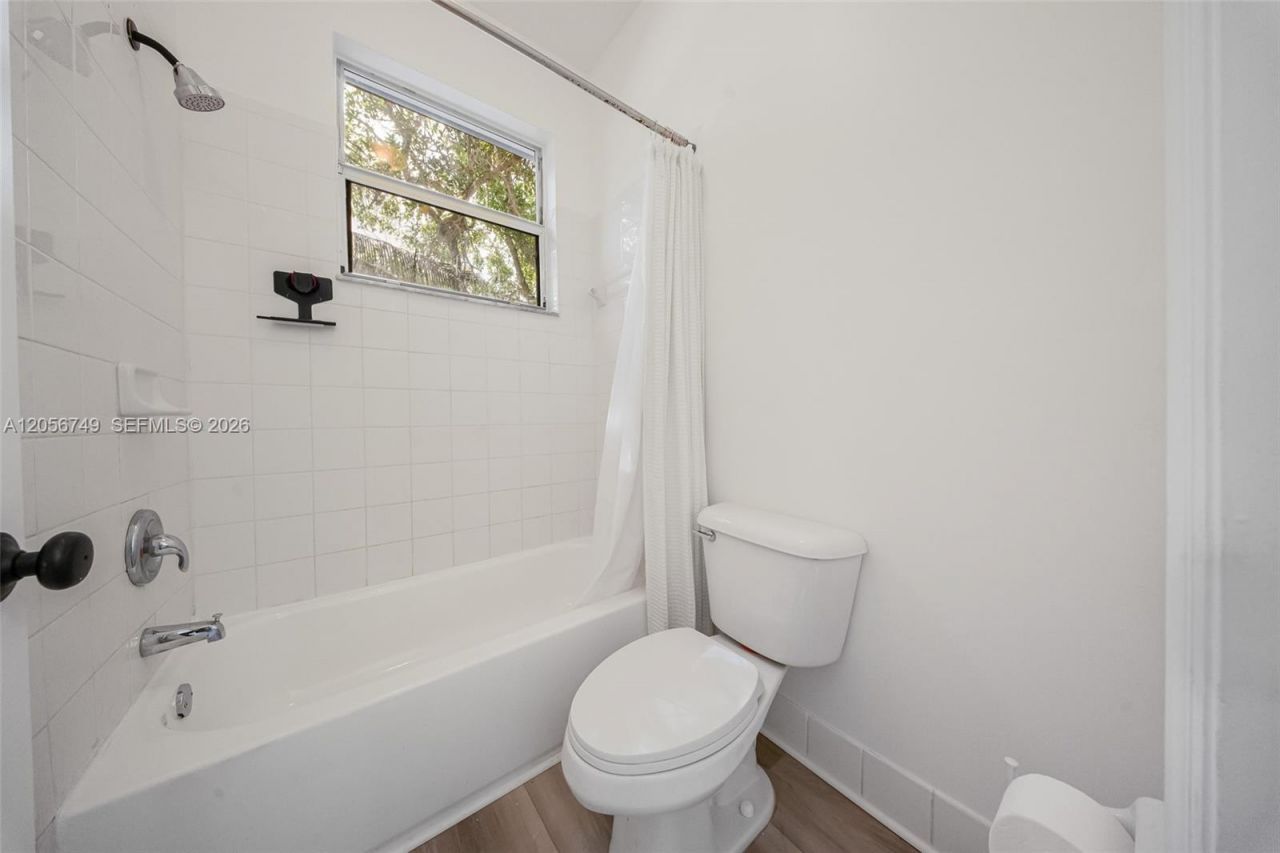 1037 NE 42nd Pl , Homestead, FL 33033 Photo