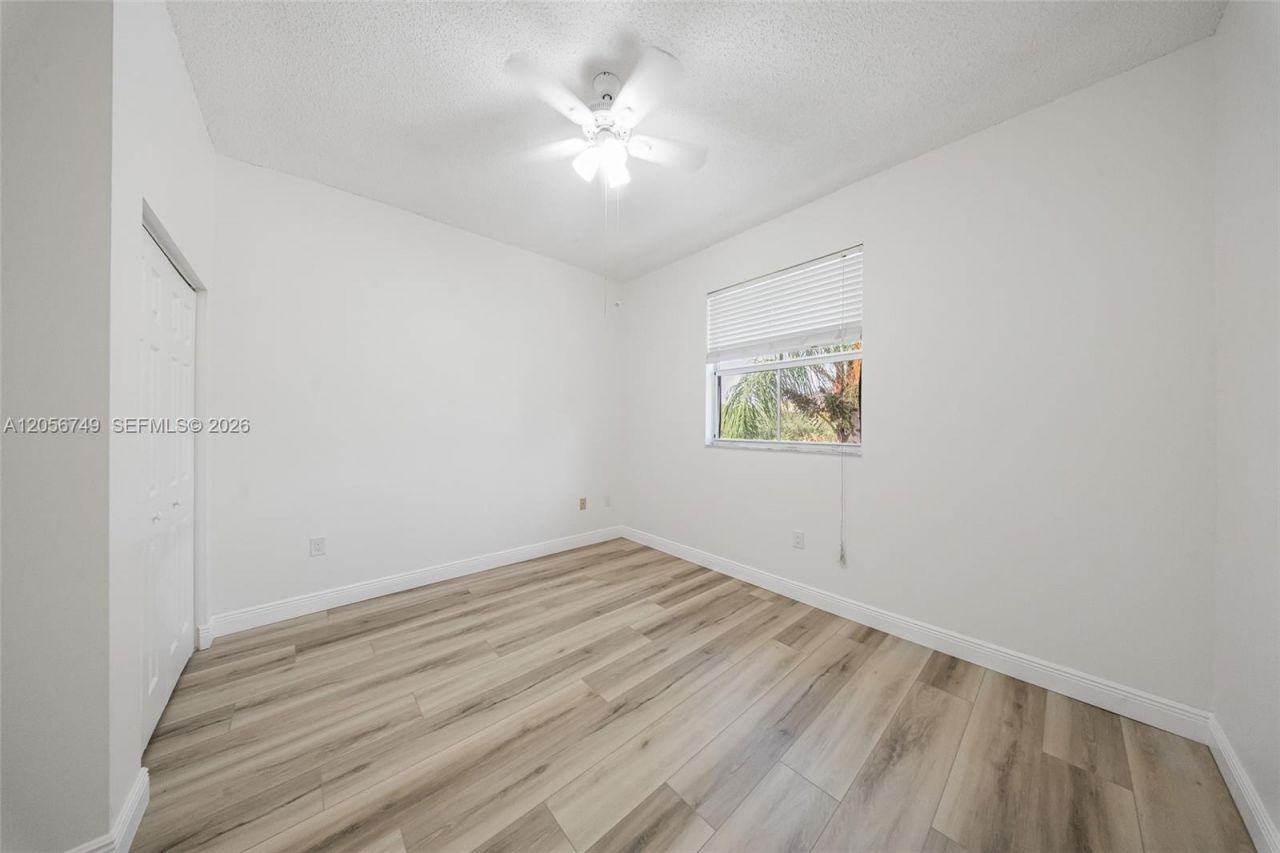 1037 NE 42nd Pl , Homestead, FL 33033 Photo