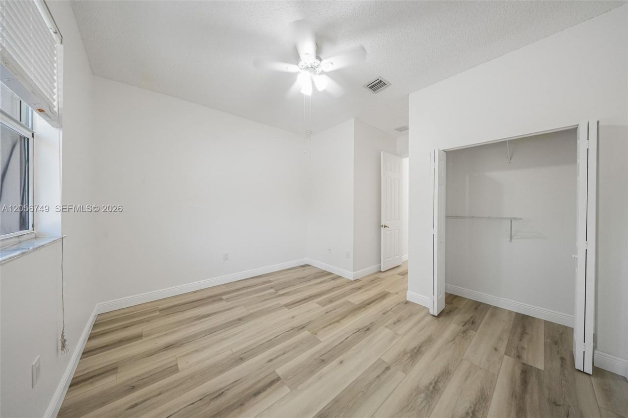 1037 NE 42nd Pl , Homestead, FL 33033 Photo