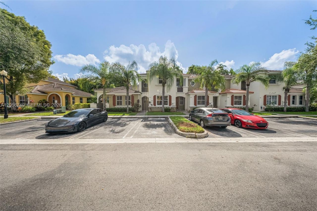 1037 NE 42nd Pl , Homestead, FL 33033 Photo