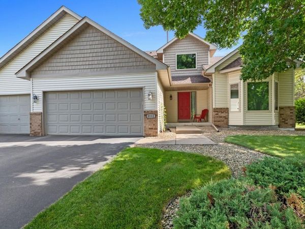 9112 Dunbar Knoll N, Brooklyn Park, MN 55443