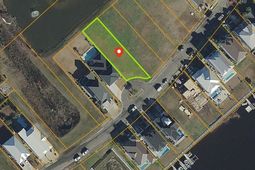 374 Harbour View Dr. photo 4