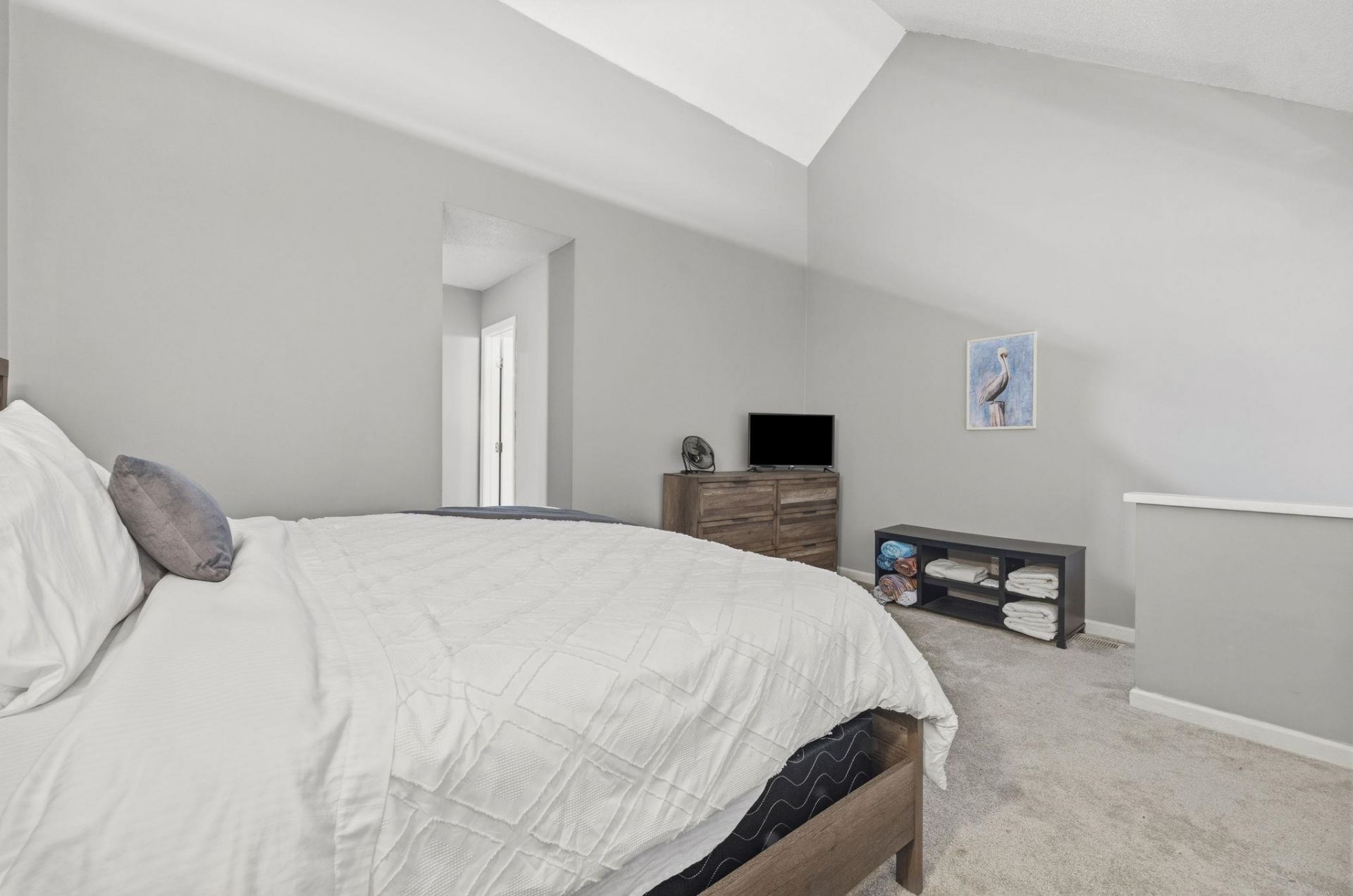 416 Cambridge Circle Photo 17