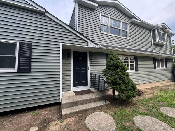 1 Towne Court, Melville, NY 11747