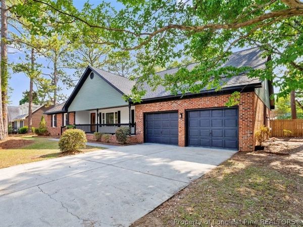 2382 Dunwoody Drive , Fayetteville, NC 28306