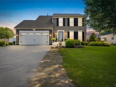 5545 Rockhampton , Clay, NY 13041