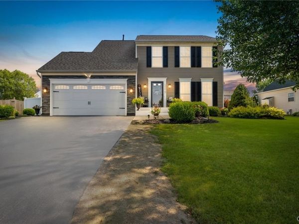 5545 Rockhampton , Clay, NY 13041