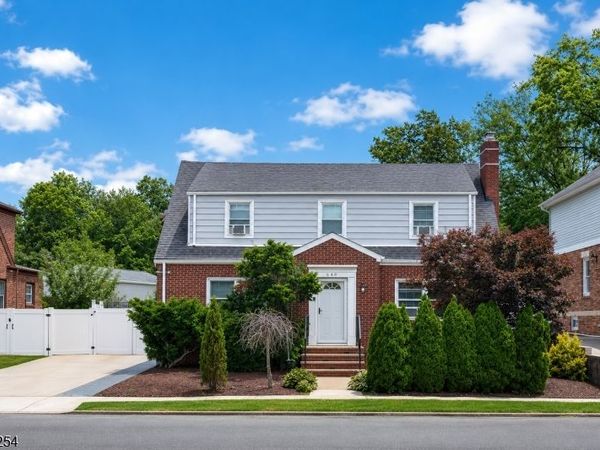 640 Florida Grove Rd, Perth Amboy, NJ 08861