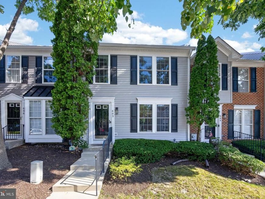605 Coach Hill Court , West Chester, PA 19380 Main Photo