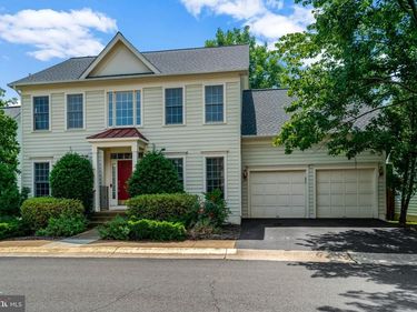 5372 CHIEFTAIN CIRCLE, ALEXANDRIA, VA 22312