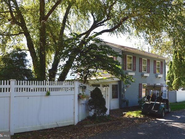 420 RIVER ROAD, DAUPHIN, PA 17018