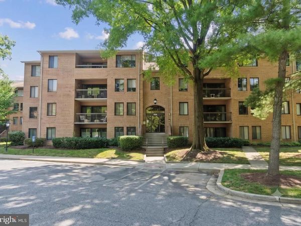 5809 EDSON, Unit 303, NORTH BETHESDA, MD 20852