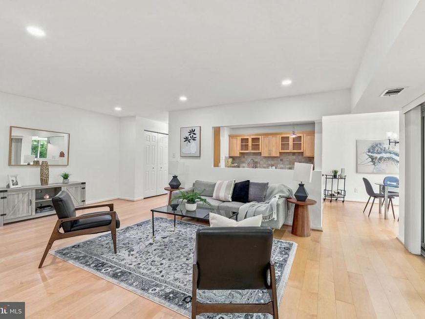 5809 Edson, Unit 303, North Bethesda, MD 20852 Main Photo