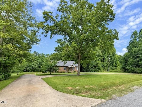 1624 Jemison Road, Caledonia, MS 39740