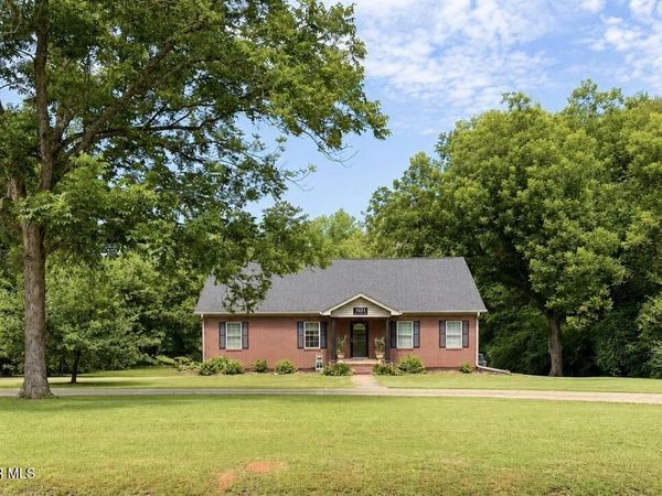 1624 Jemison Road, Caledonia, MS 39740