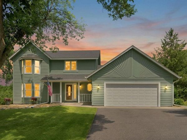 17654 W 67th Street, Eden Prairie, MN 55346