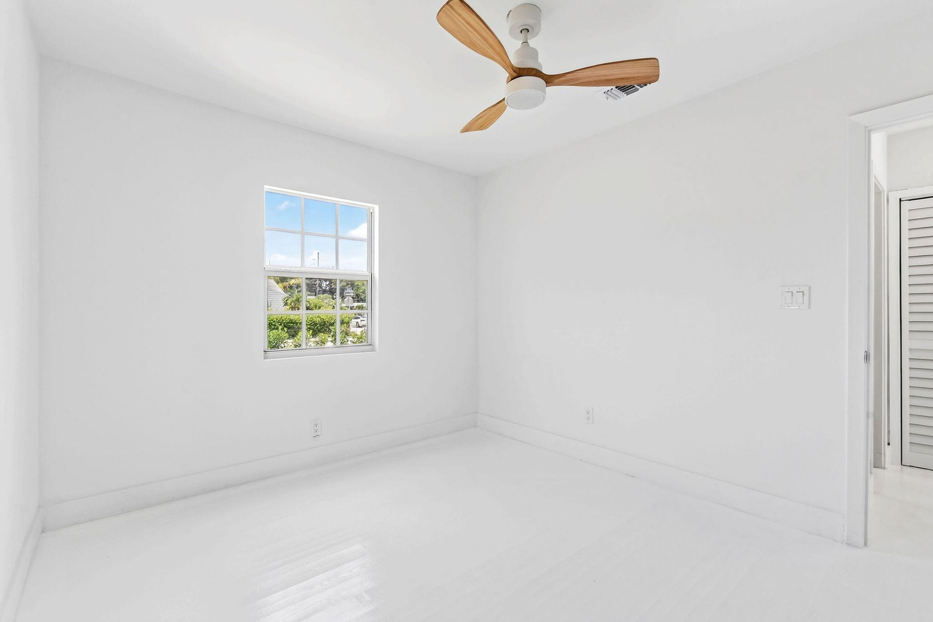 1201 N Ocean Breeze, Lake Worth Beach, FL 33460 Photo