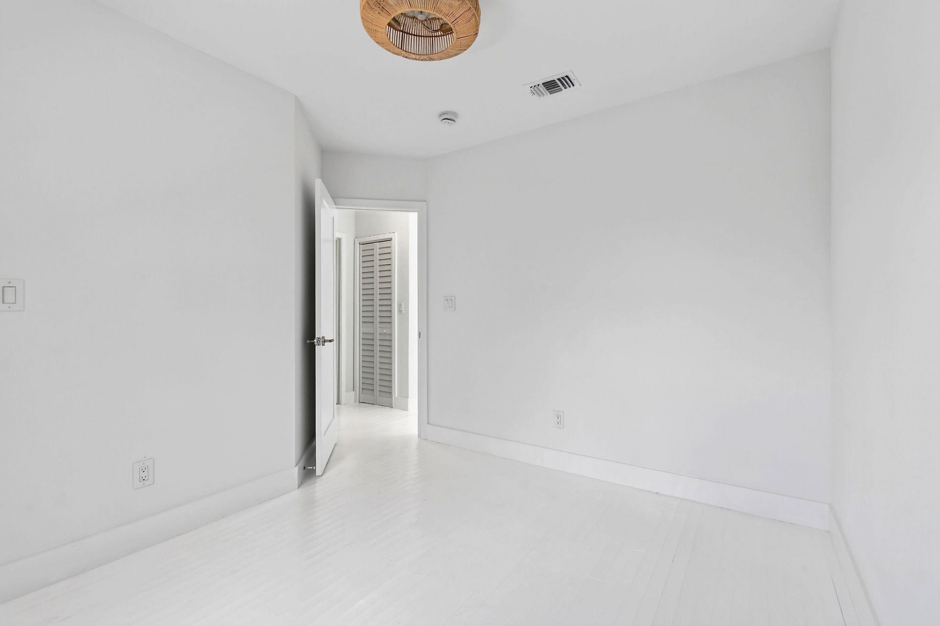1201 N Ocean Breeze, Lake Worth Beach, FL 33460 Photo