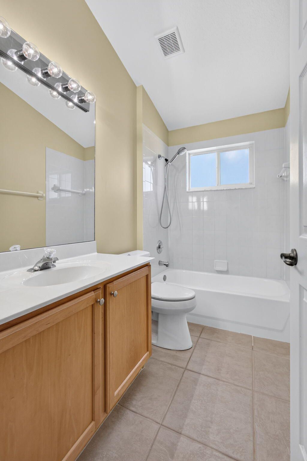 3738 Victoria Road, West Palm Beach, FL 33411 Photo