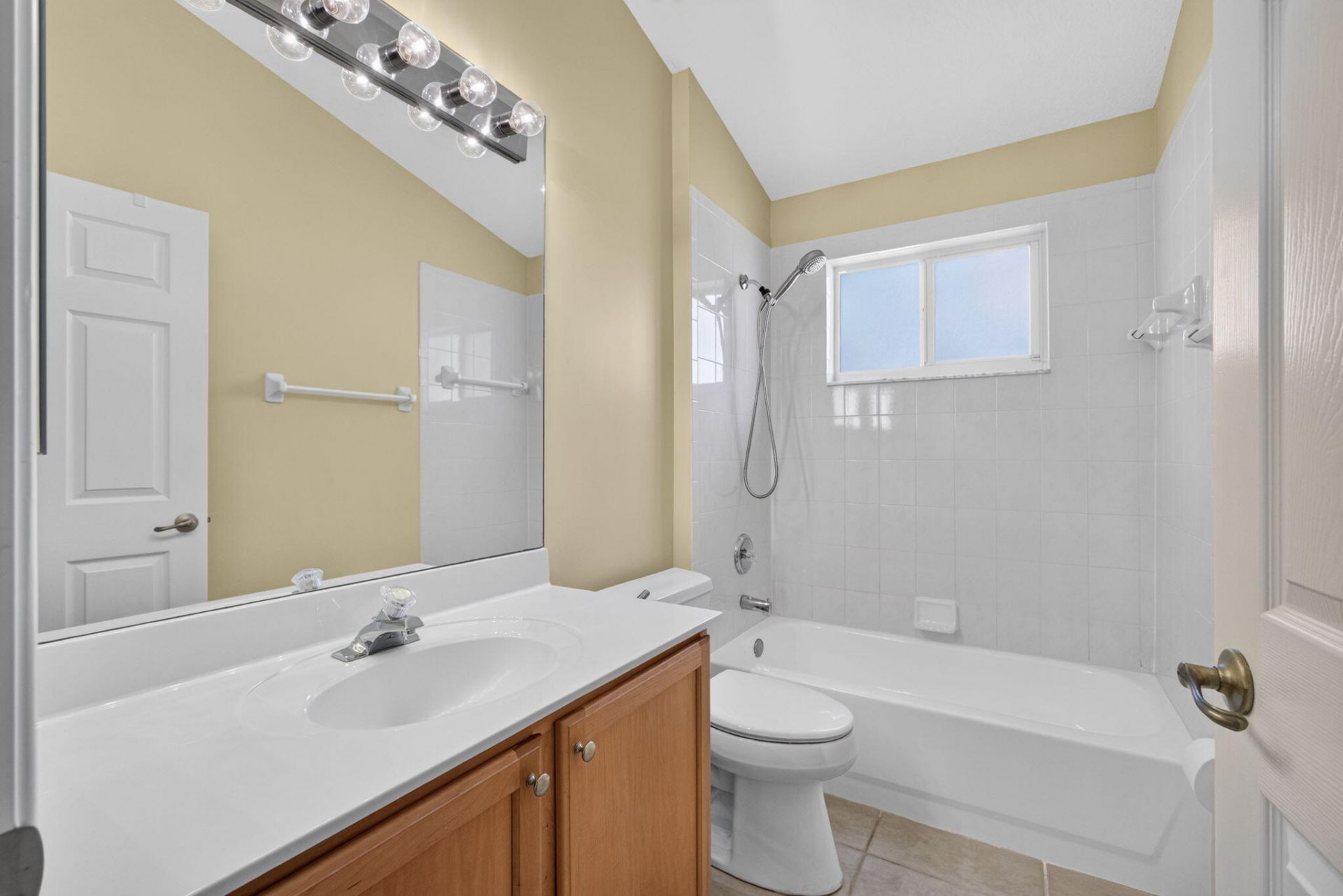 3738 Victoria Road, West Palm Beach, FL 33411 Photo