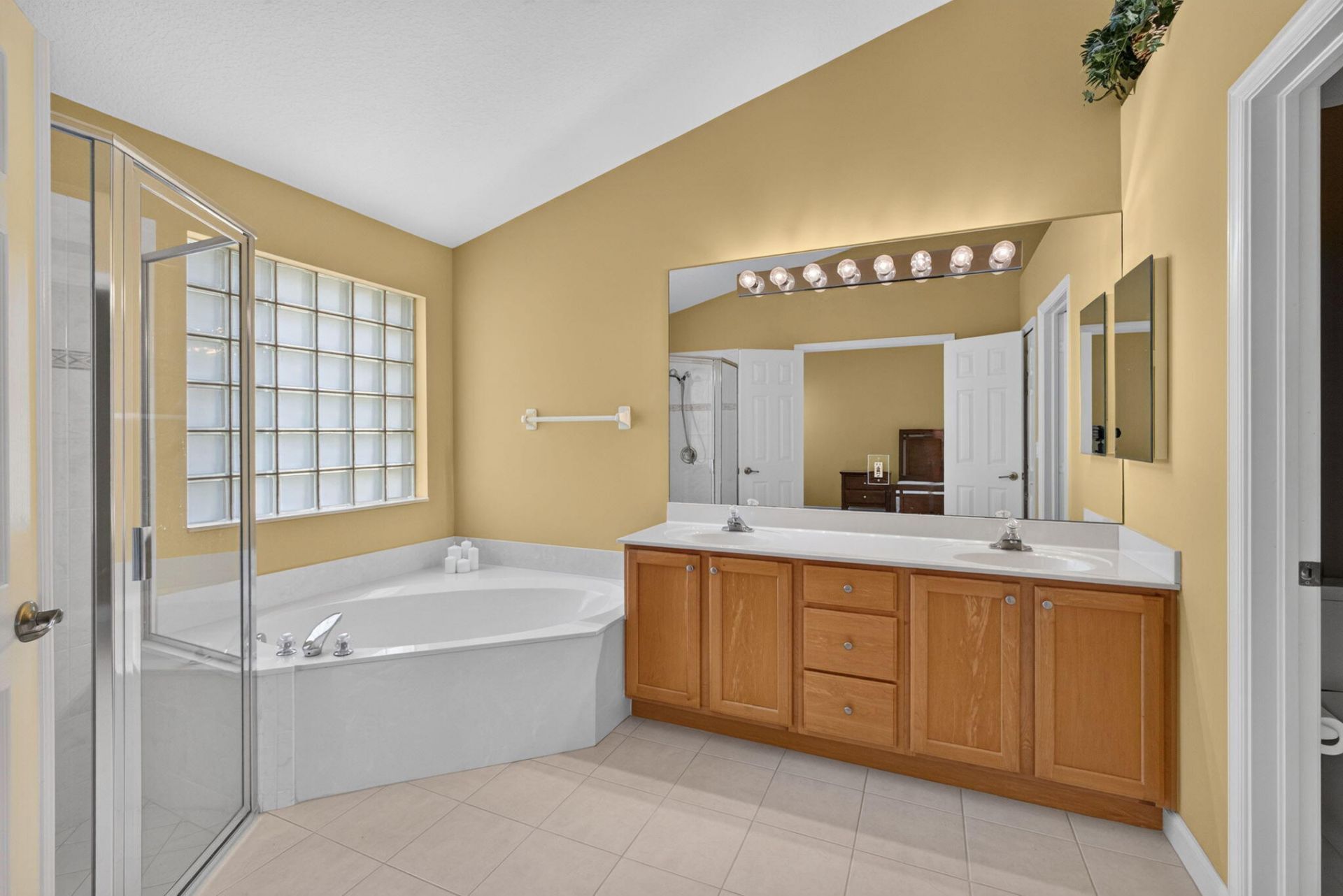 3738 Victoria Road, West Palm Beach, FL 33411 Photo