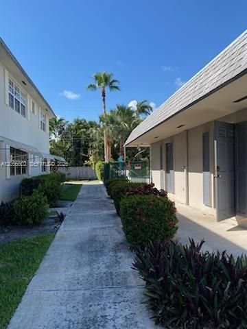 1520 Mckinley St, Unit 105E, Hollywood, FL 33020 Photo