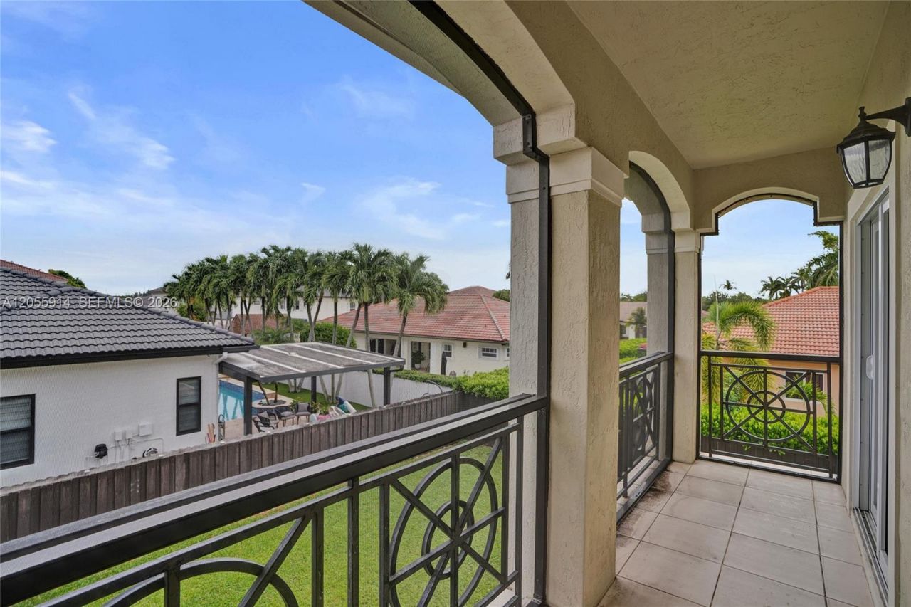 4665 SW 159th Ct, Miami, FL 33185 Photo