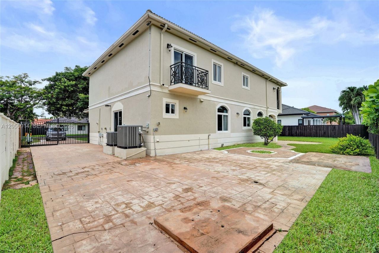 4665 SW 159th Ct, Miami, FL 33185 Photo