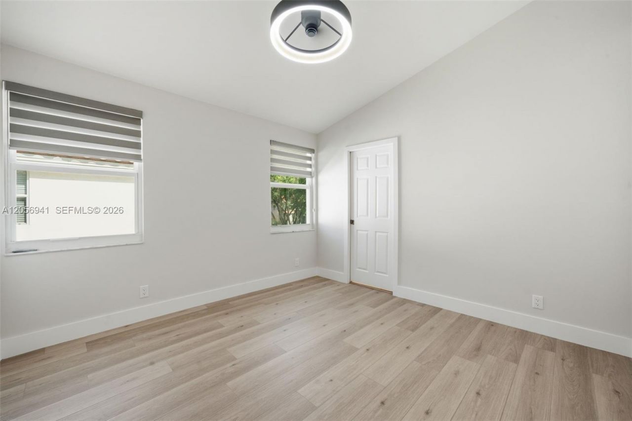 11070 Minneapolis Dr , Cooper City, FL 33026 Photo
