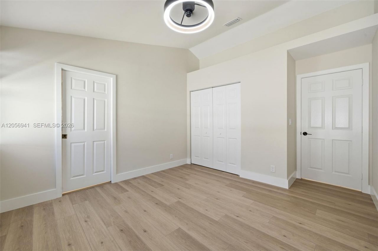 11070 Minneapolis Dr , Cooper City, FL 33026 Photo