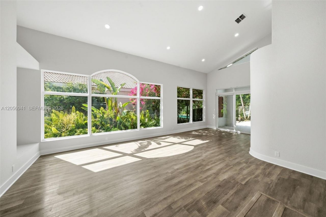11070 Minneapolis Dr , Cooper City, FL 33026 Photo