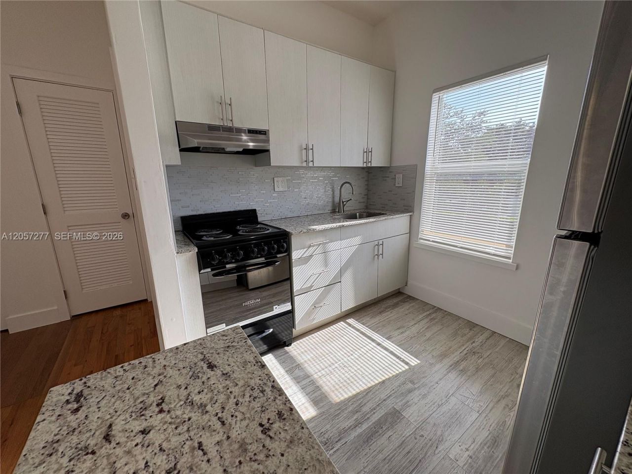 3237 SW 4th St , Unit 14, Miami, FL 33135 Photo