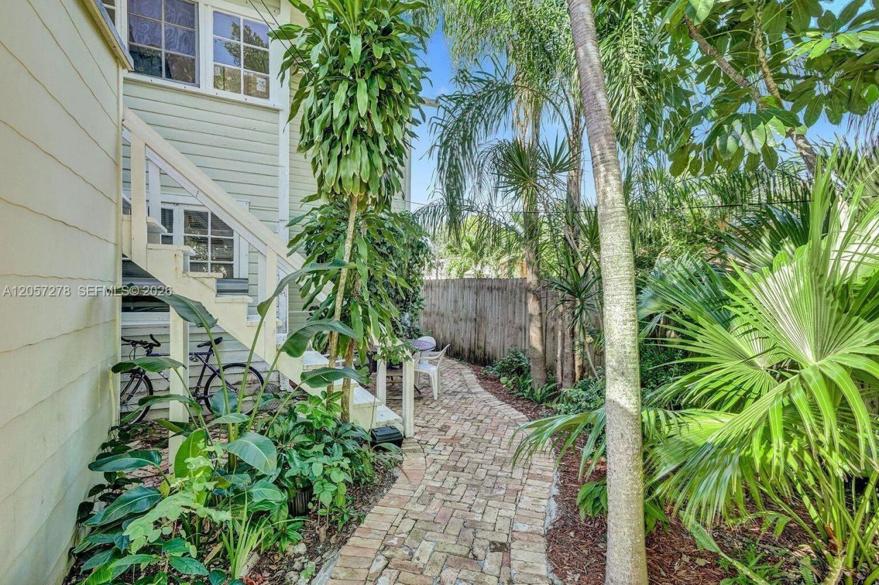 310 N Ocean Breeze , Unit 3, Lake Worth, FL 33460 Photo