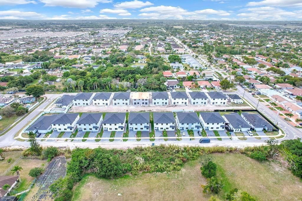 22555 SW 125th Ave , Unit 13A, Miami, FL 33170 Photo