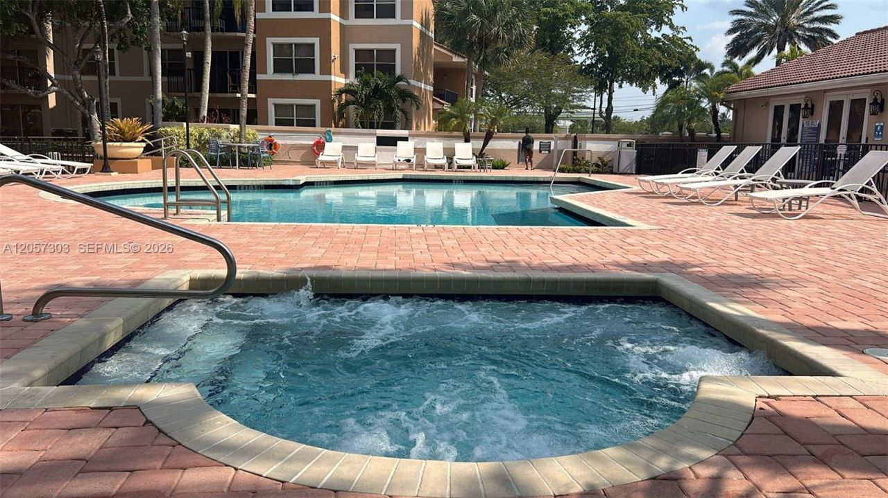 8851 Wiles Rd , Unit 208, Coral Springs, FL 33067 Photo