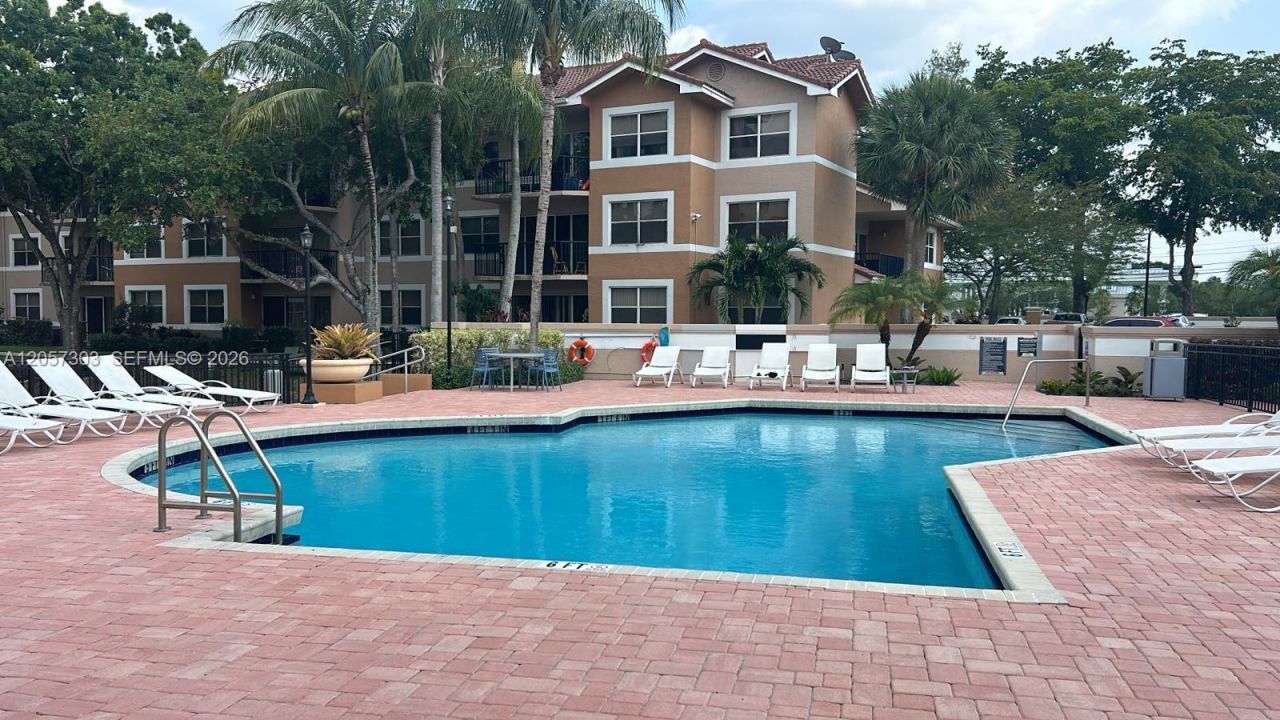 8851 Wiles Rd , Unit 208, Coral Springs, FL 33067 Photo