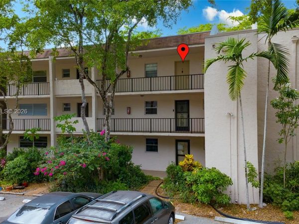 469 N Pine Island Rd , Unit B308, Plantation, FL 33324