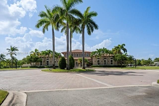 22561 SW 88th Pl, Unit 303-7, Cutler Bay, FL 33190 Photo