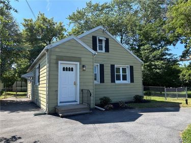 1911 Teall Avenue , Syracuse, NY 13206