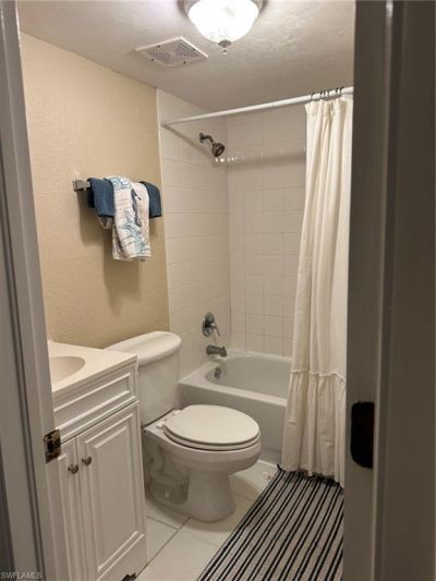 4633 Bayshore Dr, Unit M2, Naples, FL 34112 Photo