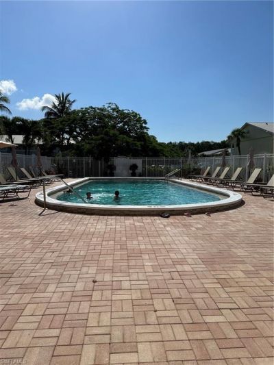 4633 Bayshore Dr, Unit M2, Naples, FL 34112 Photo