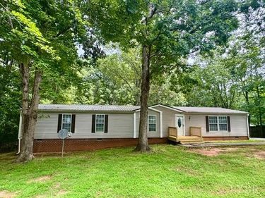 540 Little Bear Lane, Spout Spring, VA 24593