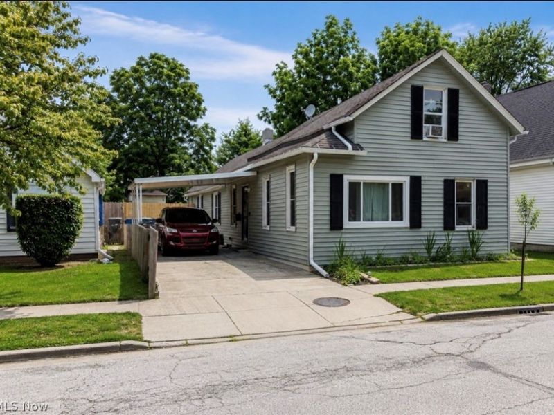4318 E 72nd Street, Cleveland, OH 44105 Photo 1